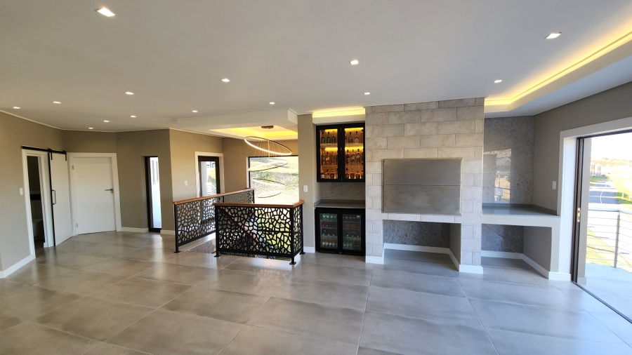 4 Bedroom Property for Sale in Seemeeu Park Western Cape
